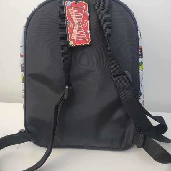 bnha mini backpack My Hero Academia With dimensions of 10.5 x 12.5 x 4.75 inches My Hero Academia Deku Mini